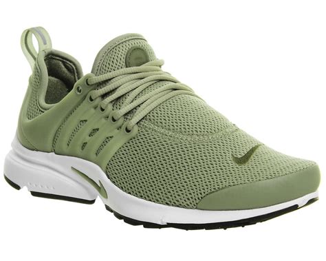 Nike green shoes for women